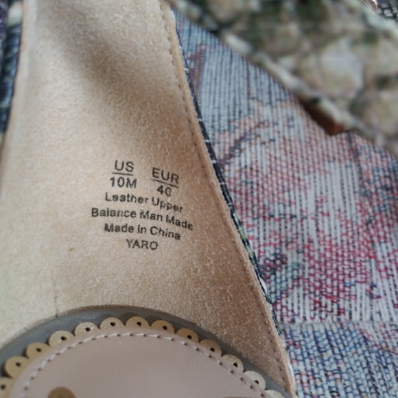 Sam Edelman Snake Skin Print Heels - Picture 6 of 8